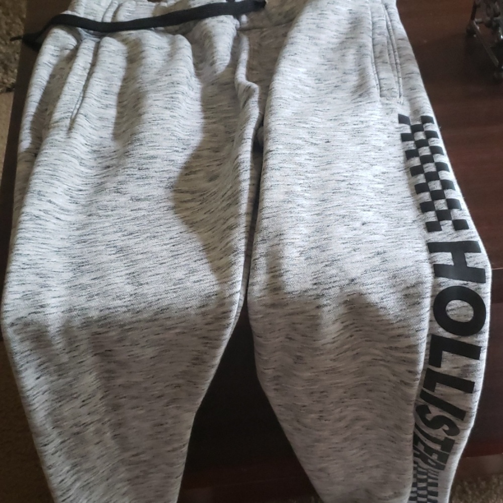 Hollister Sweatpants Gray - Size Small